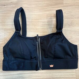 SheFit Women’s Size Medium Black Flex Sports Bra